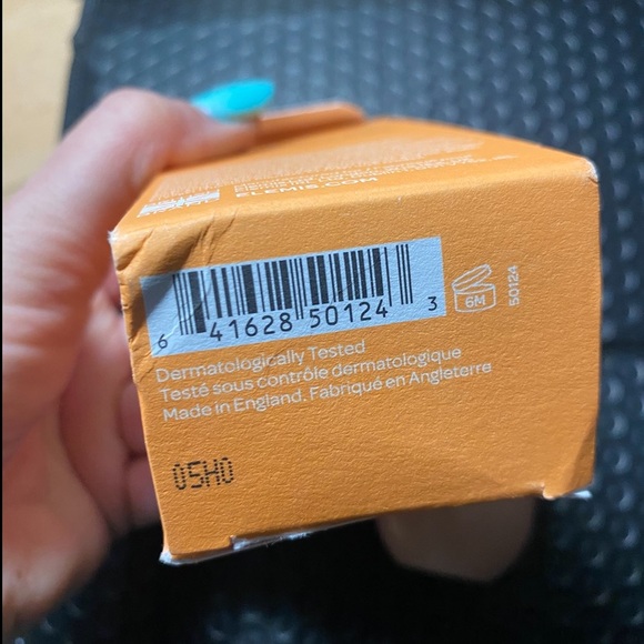 Elemis Superfood Glow priming moisturiser new in box - Picture 3 of 3